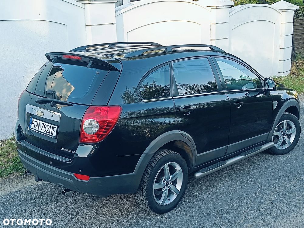 Chevrolet Captiva 2.4 4WD 7 Sitzer LT - 10