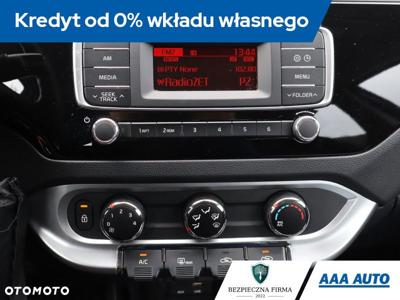 Kia Rio - 13