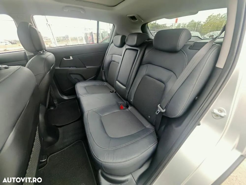 Kia Sportage 2.0 CRDI AWD Aut. Spirit - 10