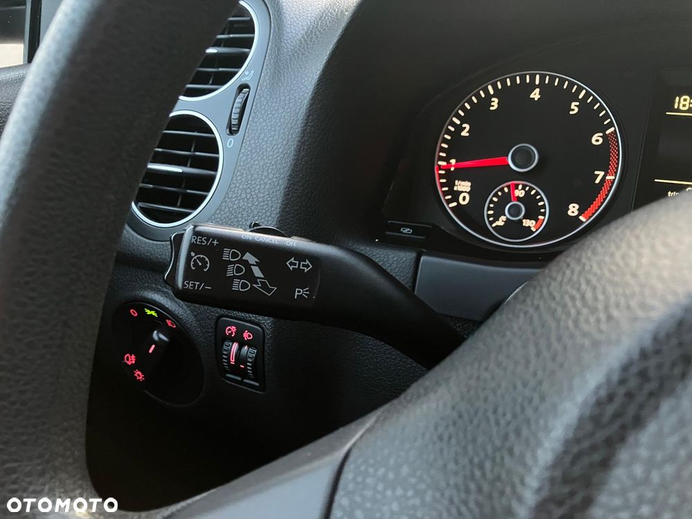 Volkswagen Golf Plus 1.6 Tour - 17