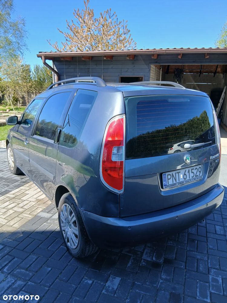 Skoda Roomster 1.4 16V PLUS EDITION - 4