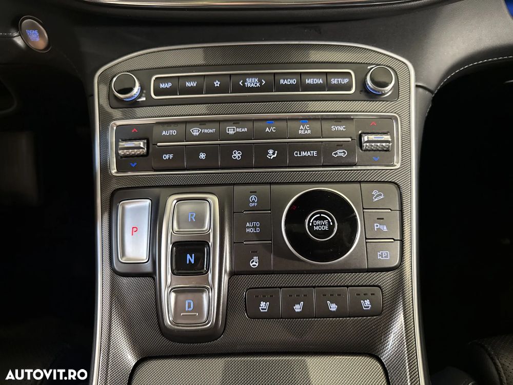 Hyundai Santa Fe - 19