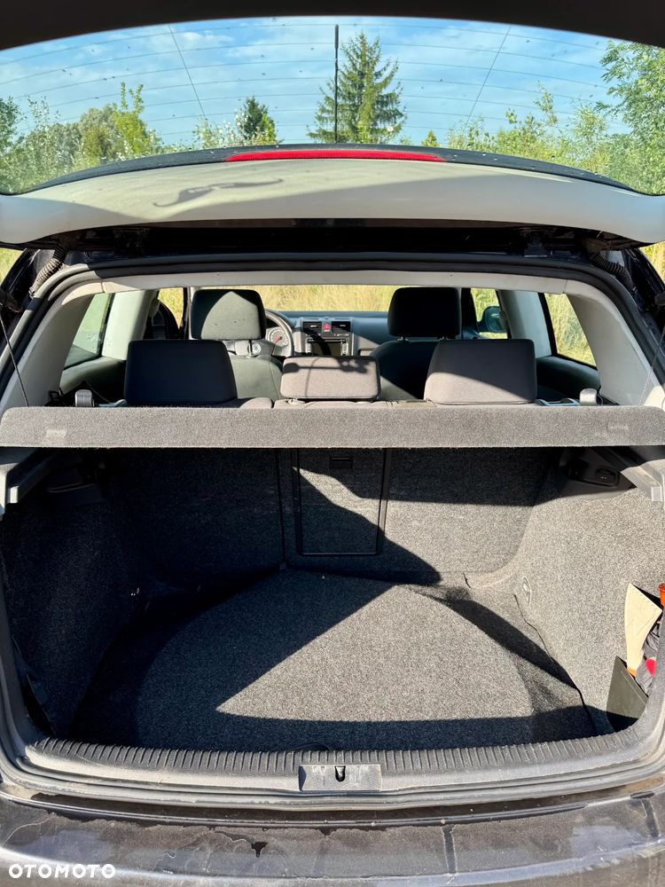 Volkswagen Golf V 1.6 FSI Comfortline - 20