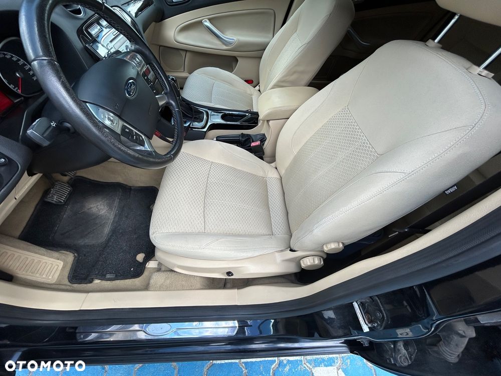 Ford Mondeo 2.0 TDCi Ghia - 15