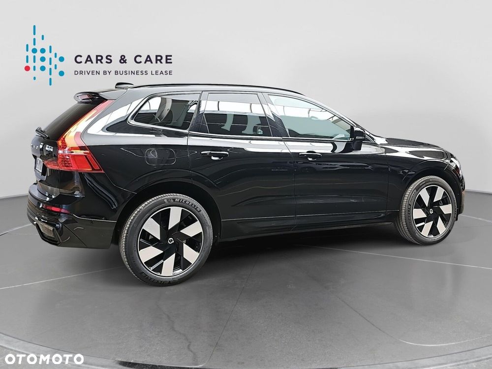 Volvo XC 60 T8 Plug-In Hybrid AWD Ultimate Dark - 23