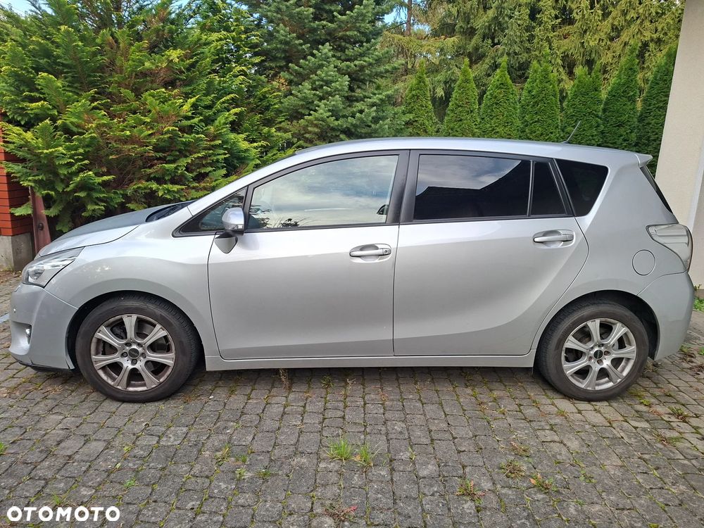 Toyota Verso - 2