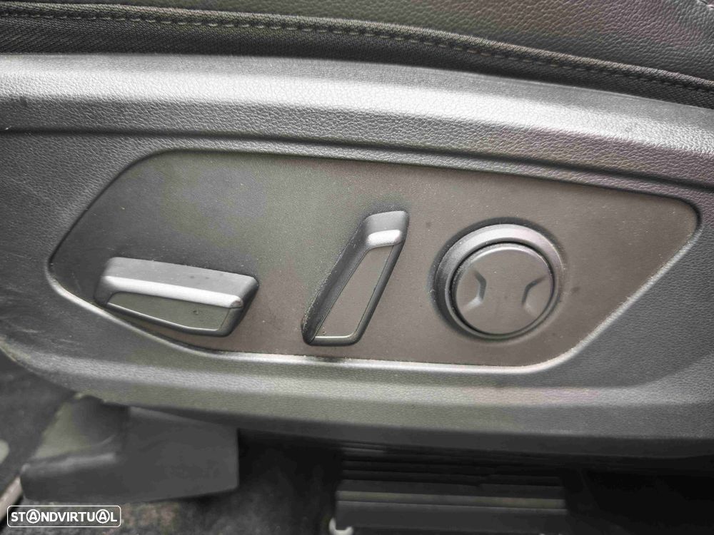 Hyundai Tucson 1.6 CRDi Vanguard DCT - 12