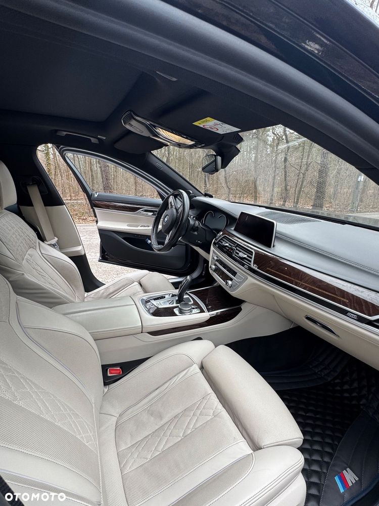 BMW Seria 7 - 17