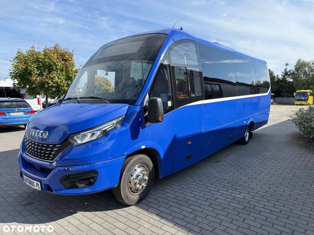 Iveco Rosero First - 4