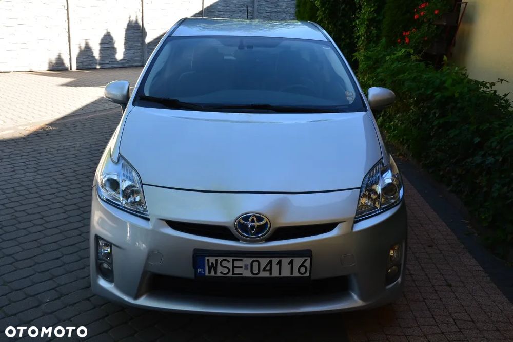 Toyota Prius (Hybrid) Comfort - 9