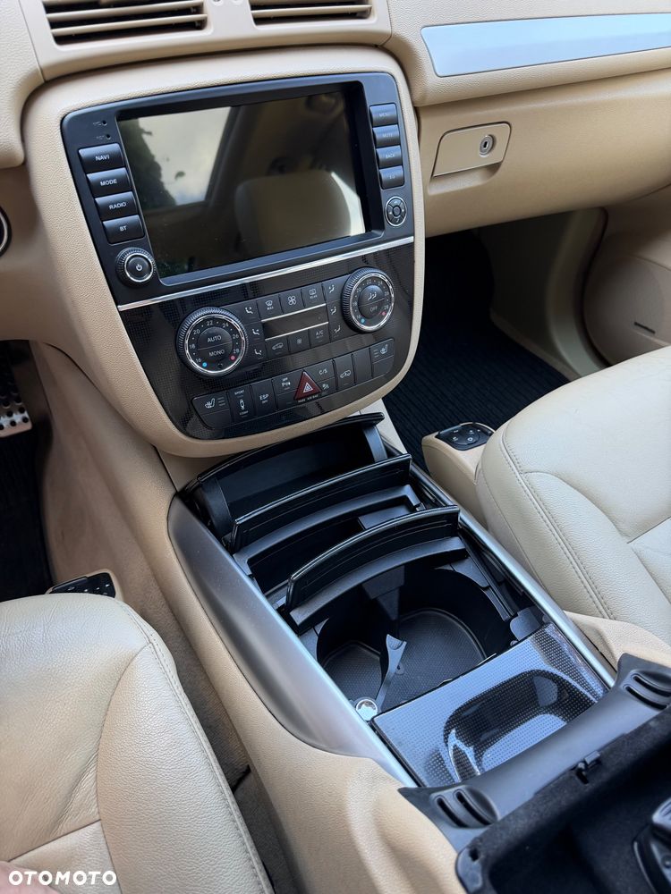 Mercedes-Benz Klasa R 320 CDI 4-Matic - 24