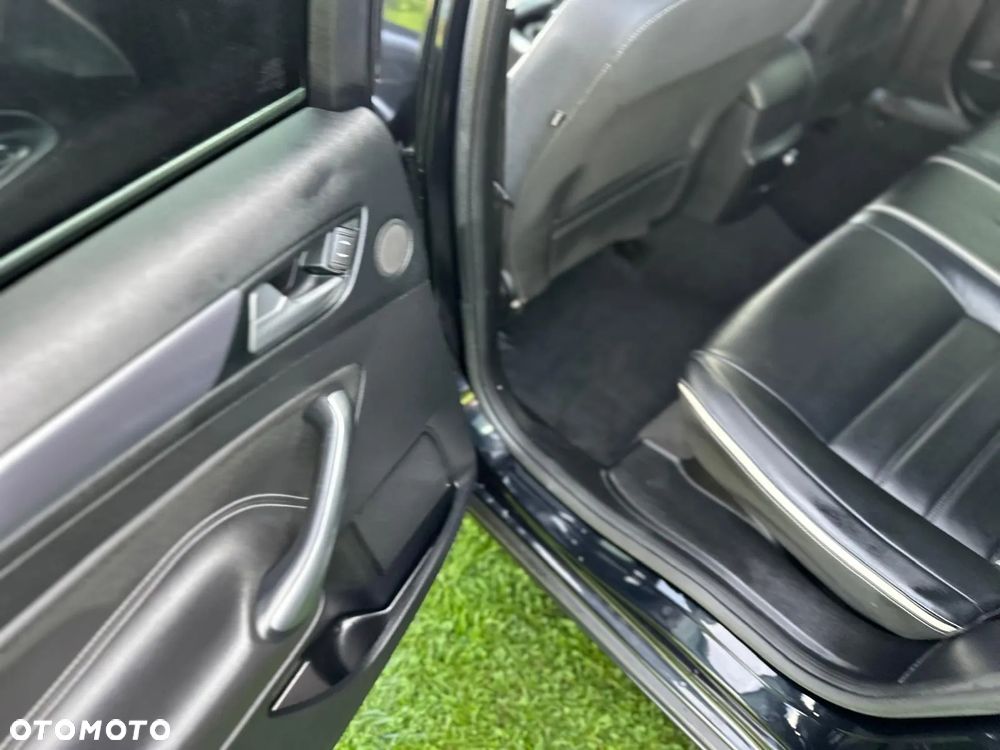 Ford Mondeo Turnier 2.0 TDCi EConetic Titanium - 17