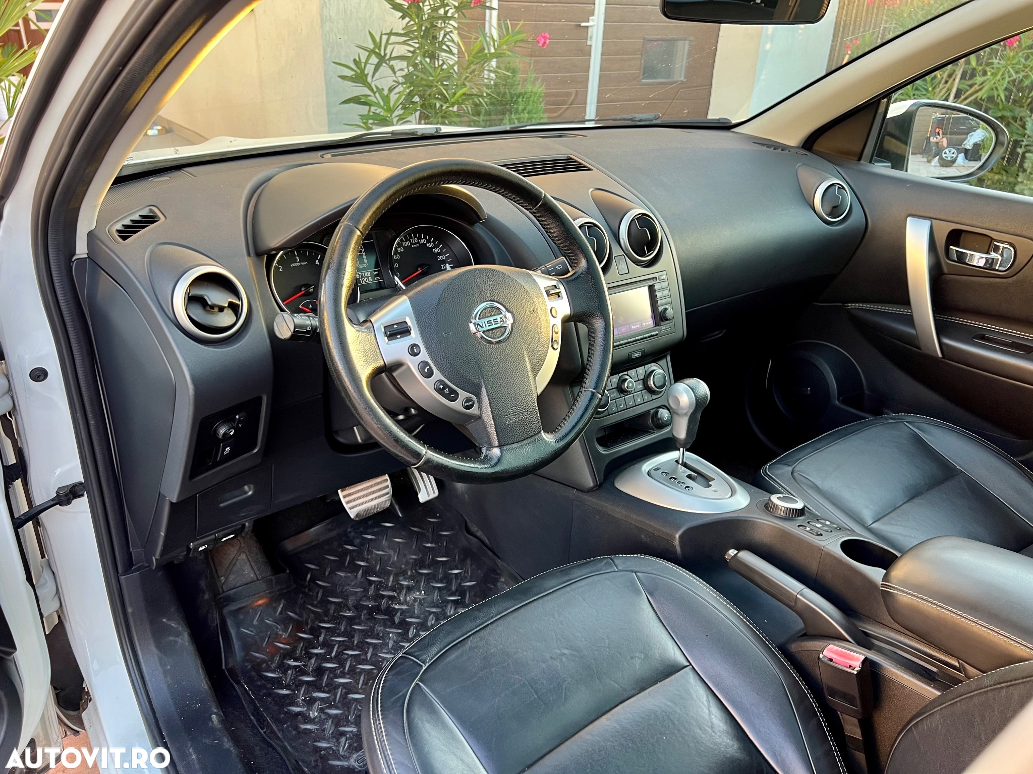 Nissan Qashqai 2.0 DCI 4 x 4 DPF Aut 360 - 33