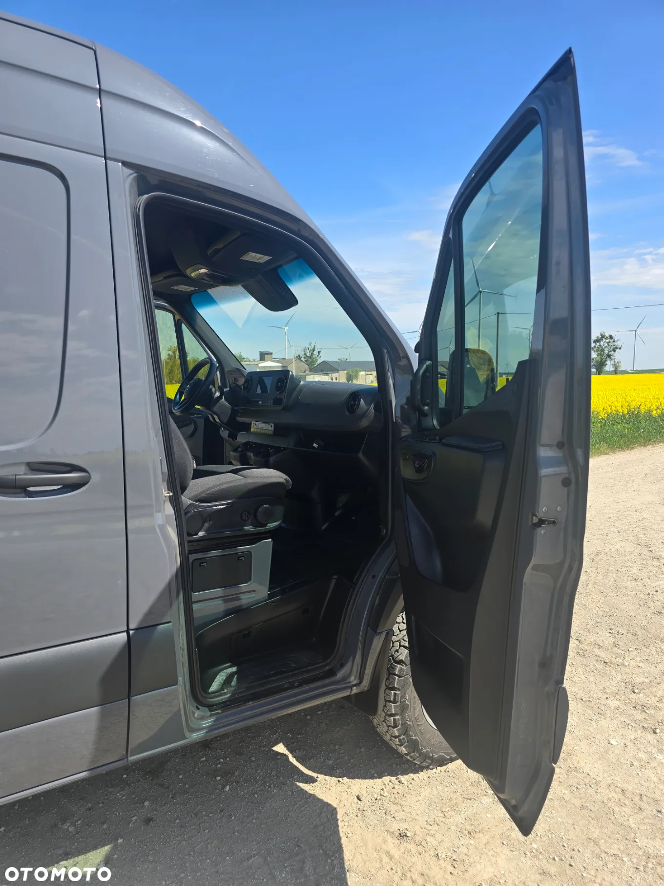 Mercedes-Benz Sprinter - 4