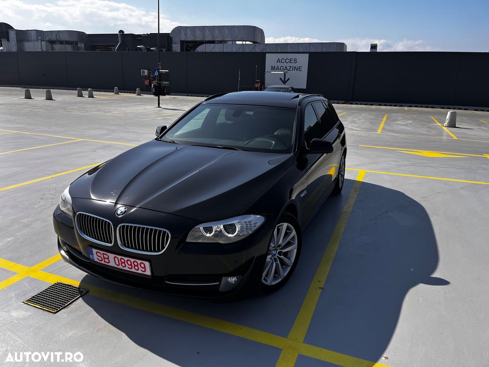 BMW Seria 5 520d Sport-Aut. - 1