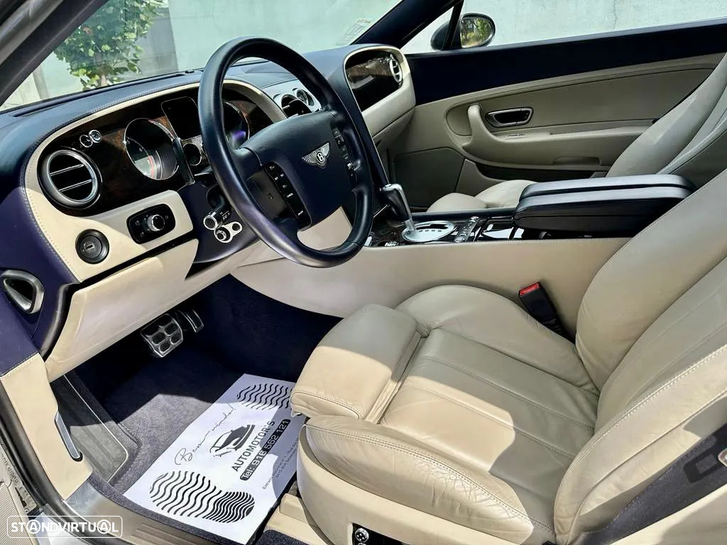 Bentley Continental GT - 15