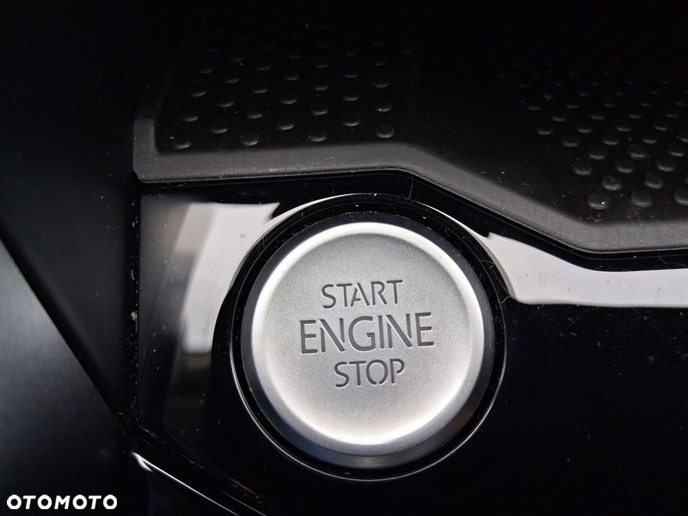 Volkswagen T-Roc 1.5 TSI Special Edition - 22