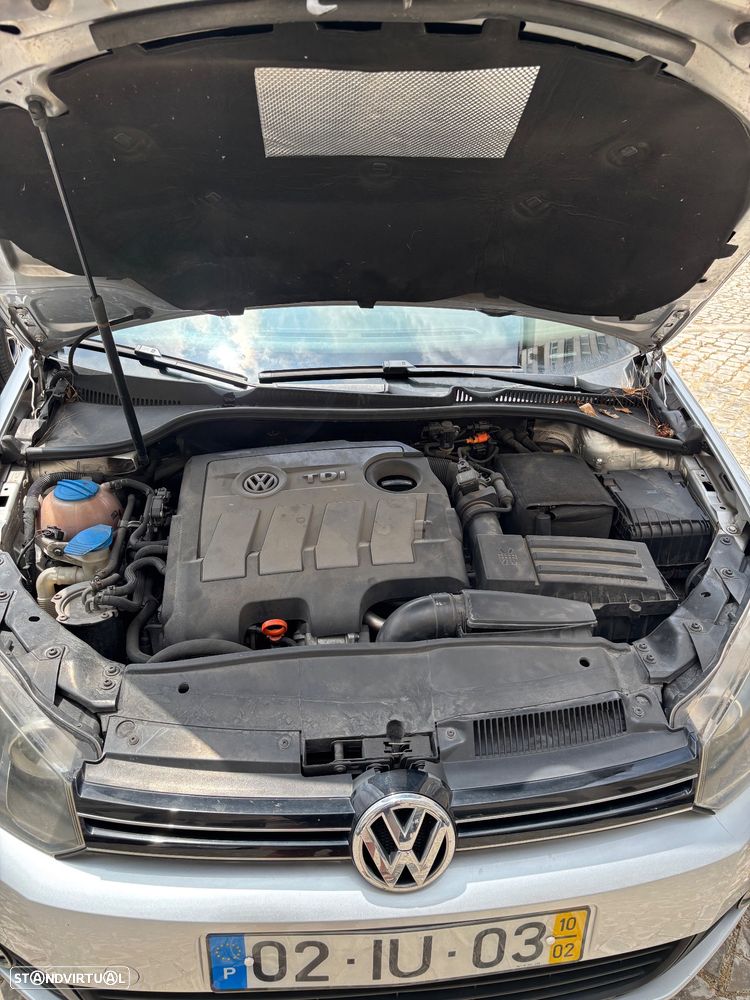 VW Golf 1.6 TDi Confortline DSG - 14