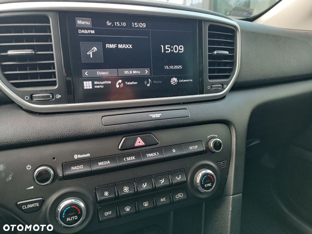 Kia Sportage - 16