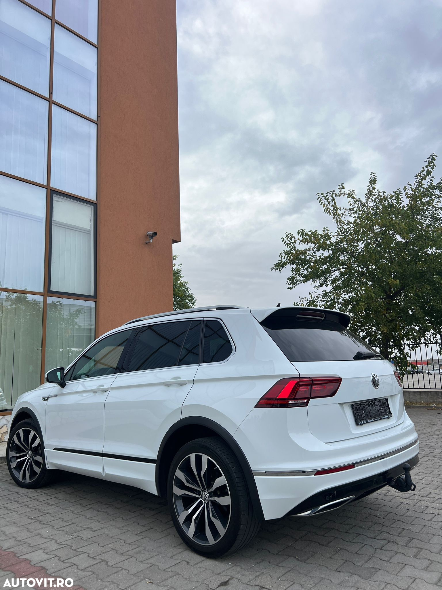 Volkswagen Tiguan 2.0 TDI DPF DSG 4Mot Highline - 4