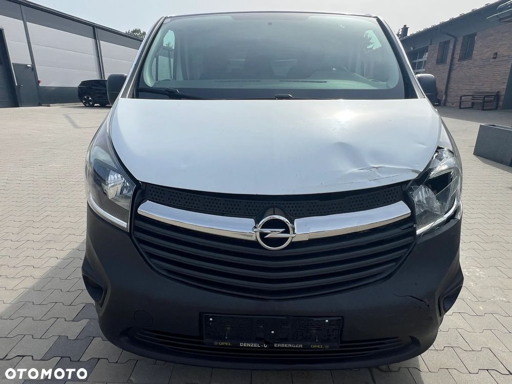 Opel Vivaro - 8