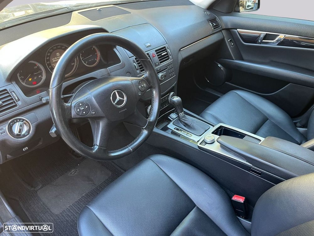 Mercedes-Benz C 200 - 13