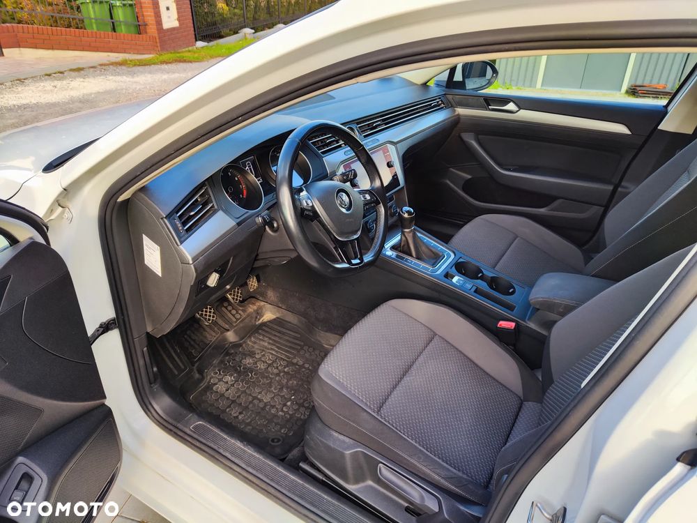 Volkswagen Passat 1.4 TSI BMT ACT Comfortline - 3