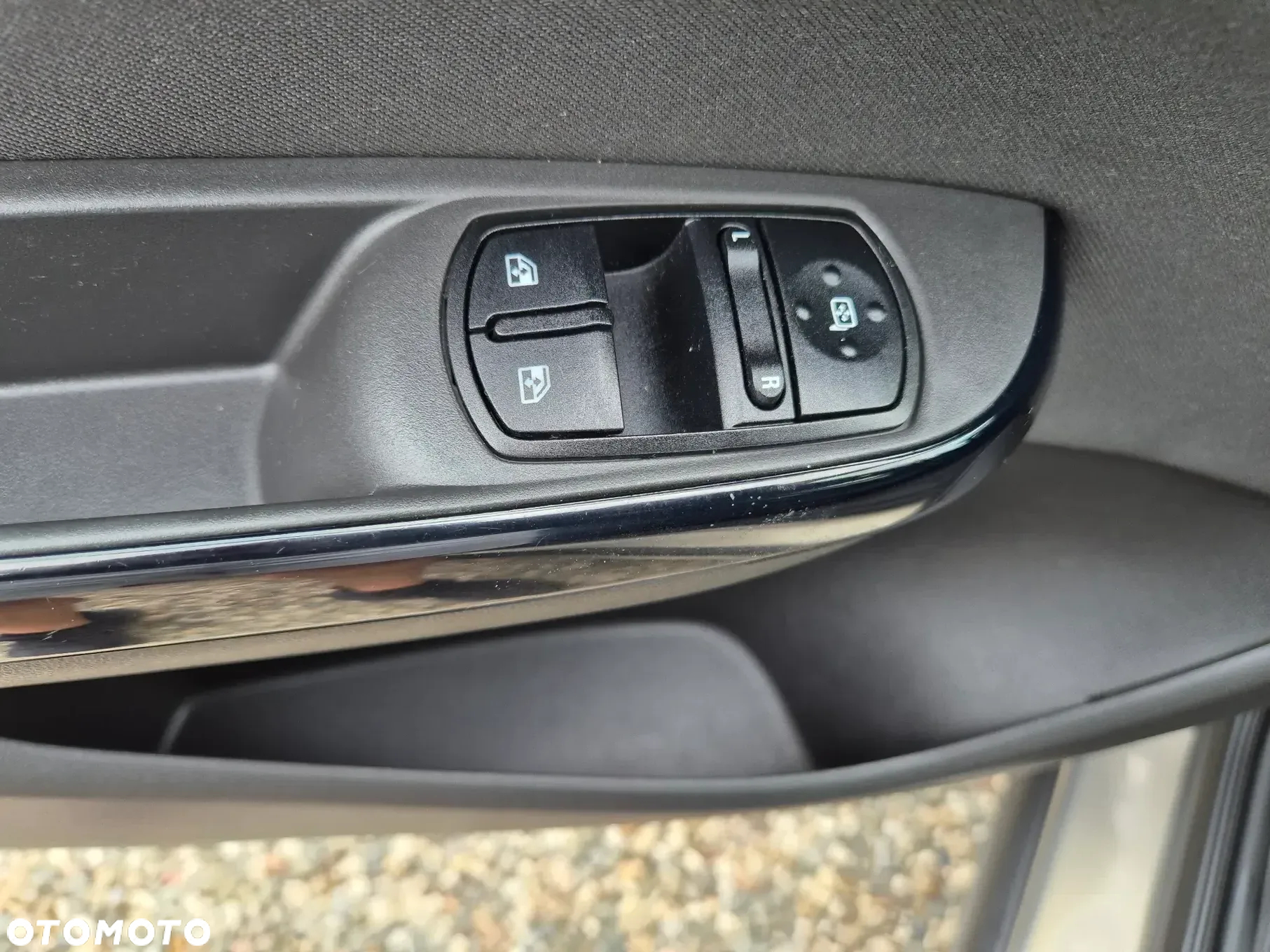Opel Corsa 1.4 Cosmo - 18