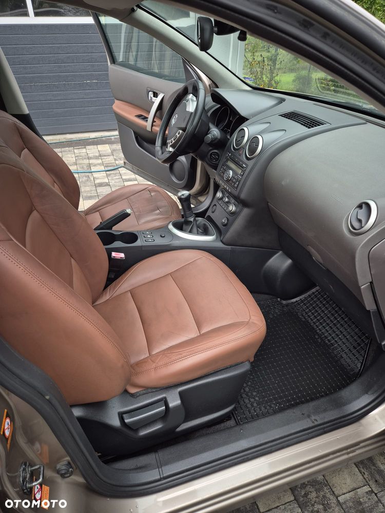 Nissan Qashqai - 16
