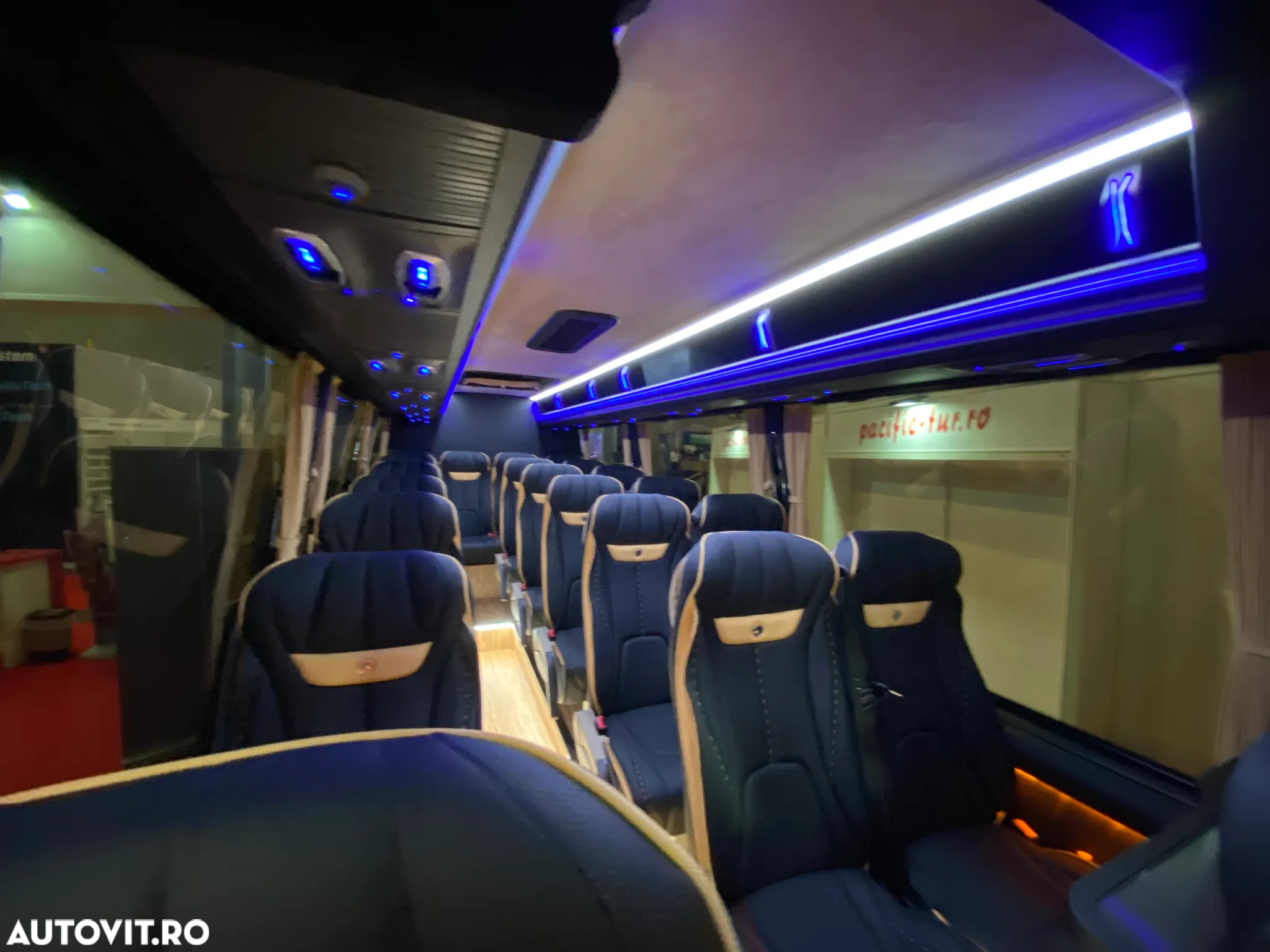 Mercedes-Benz 519 19+1+1 LOCURI vip  *COC* - 17