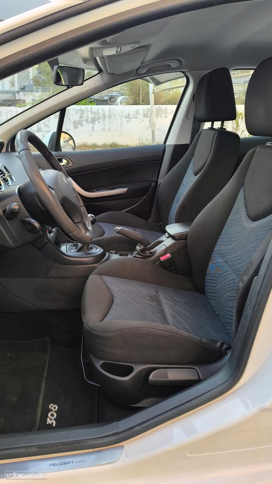 Peugeot 308 1.6 HDi Envy CVM6 - 14