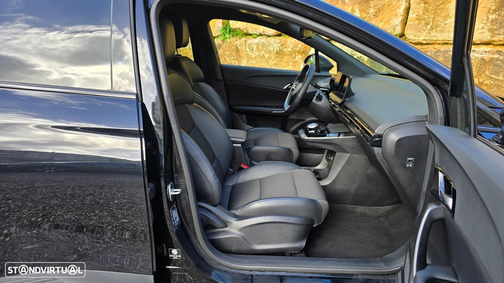 MG MG4 64 kWh Luxury - 47