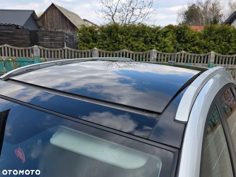 Hyundai ix35 2.0 CRDi 4WD Automatik Premium - 11