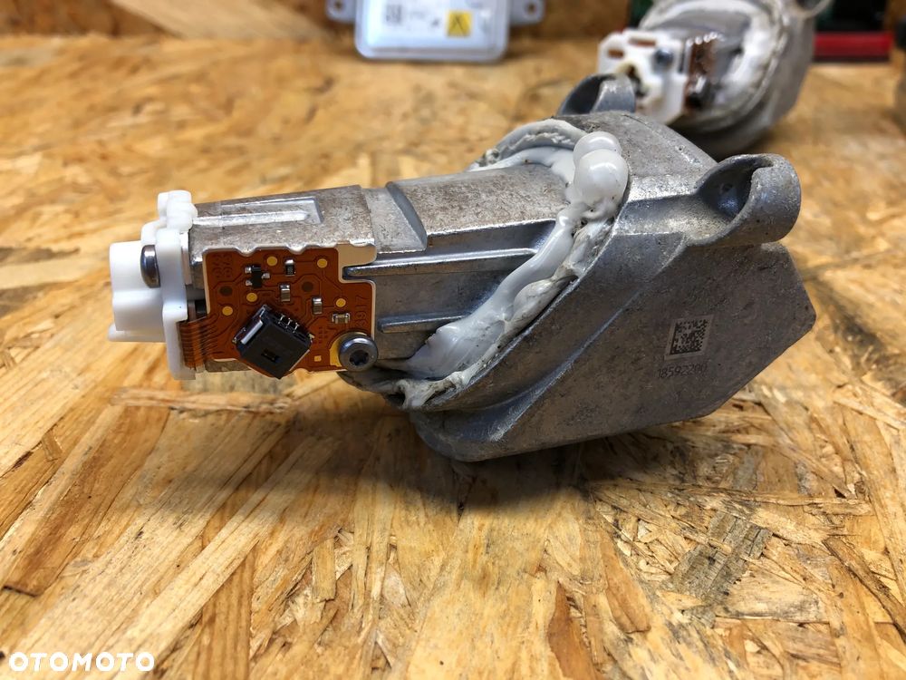 ZASLEPKA TMS LED JEŻ MODUŁ ŻARNIK XENON F10 F11 - 3