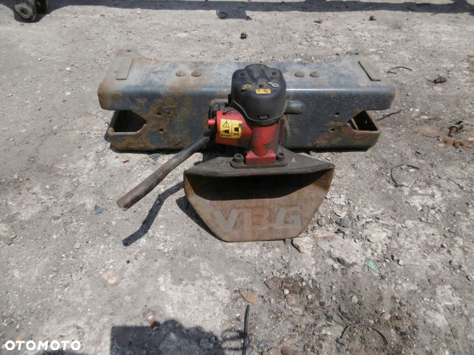 Zaczep do przyczepy belka tył Scania R - 1