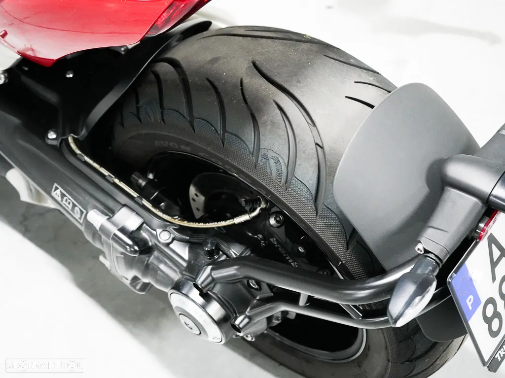 Triumph Rocket 3R - 30