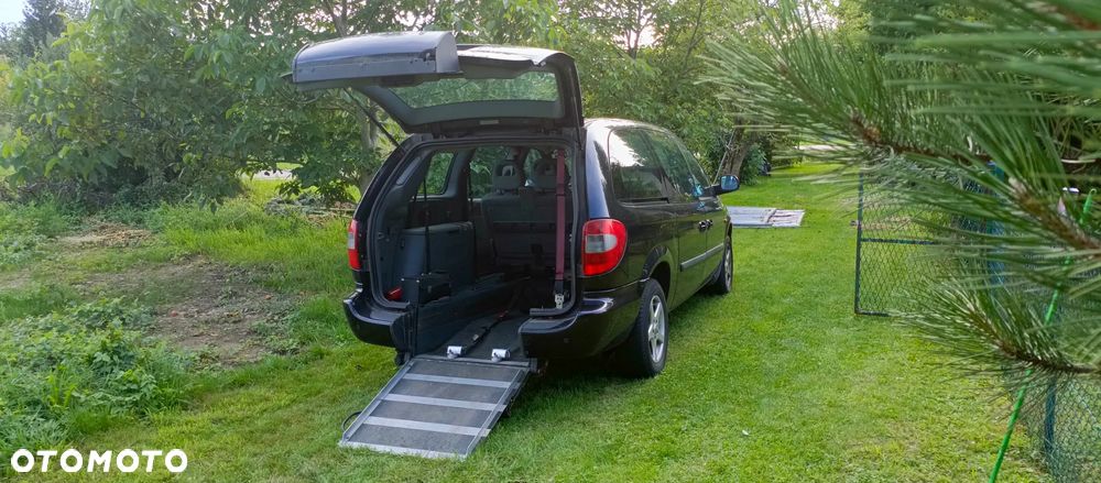 Chrysler Grand Voyager - 1
