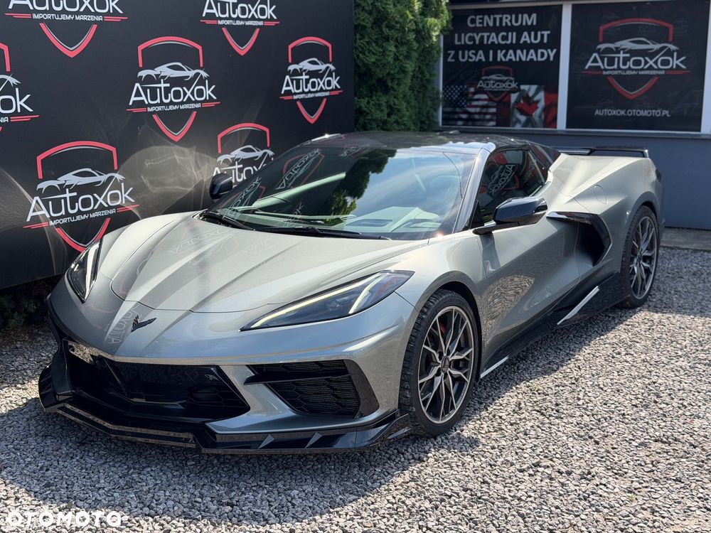 Chevrolet Corvette - 3