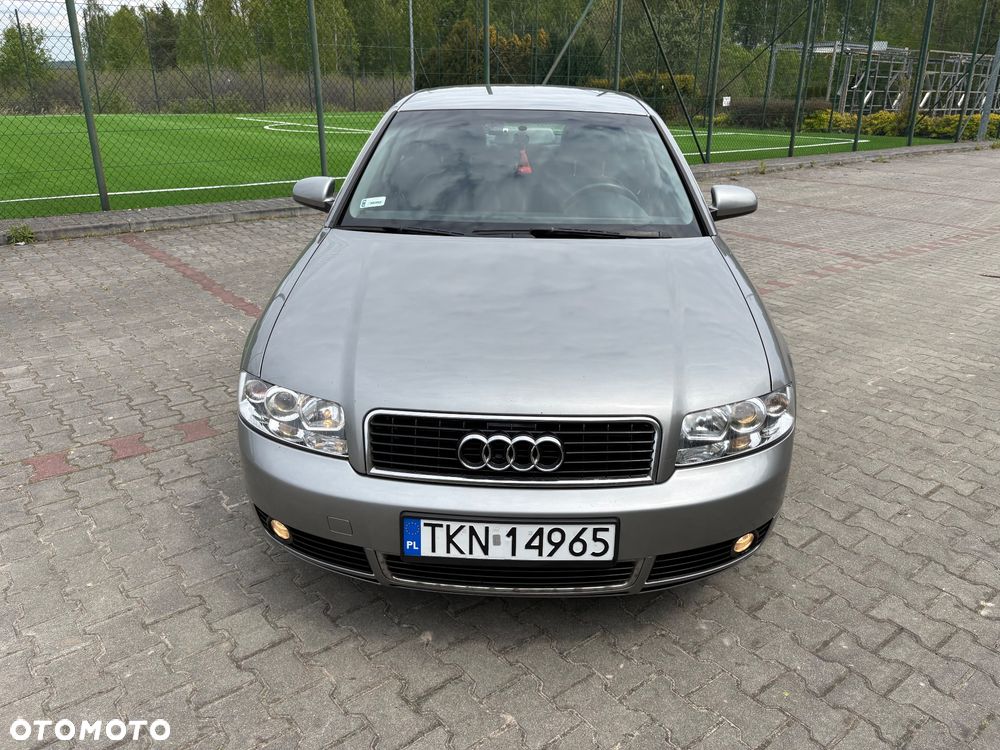 Audi A4 Limousine - 7