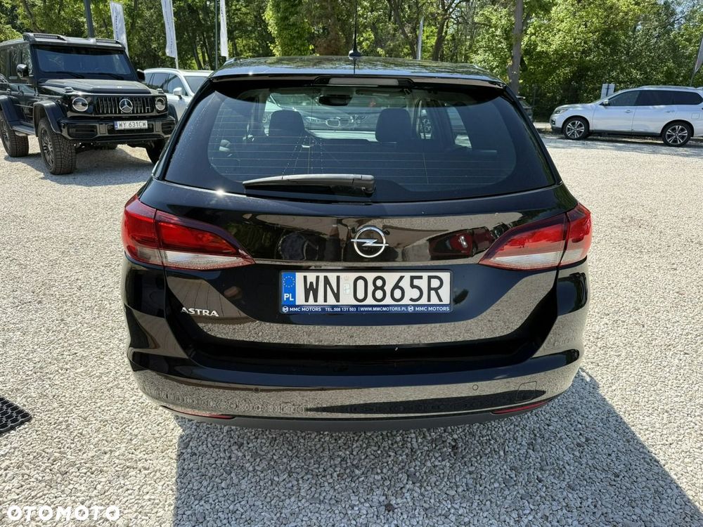 Opel Astra 2022
