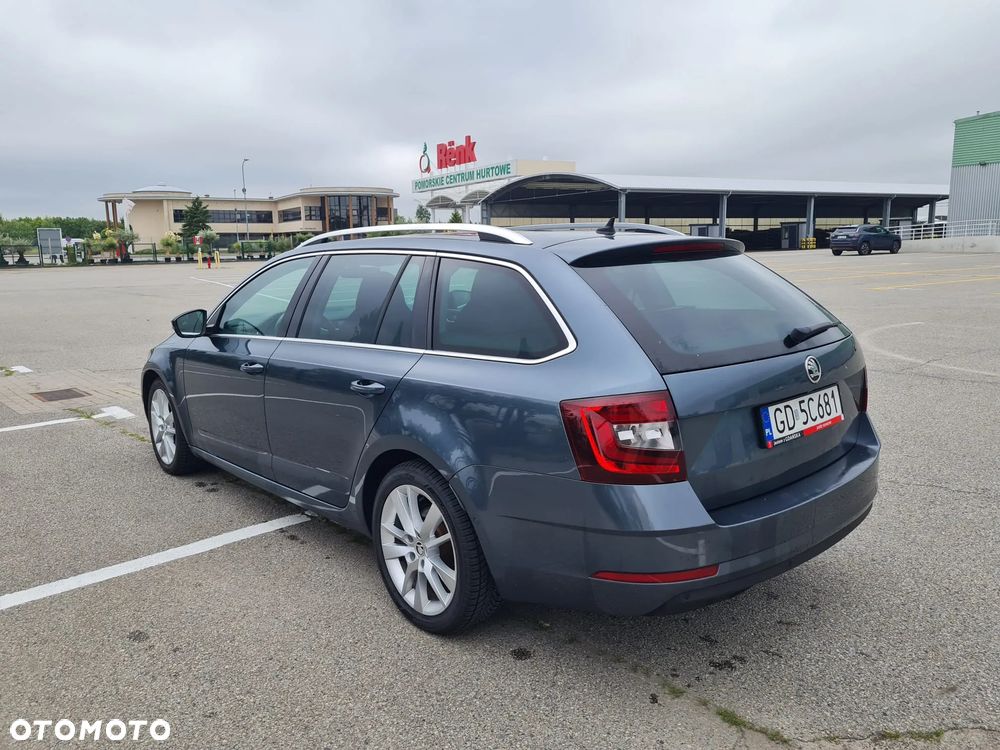 Skoda Octavia 2.0 TDI SCR 4x4 Style DSG - 5