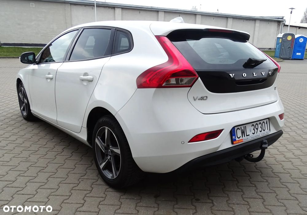 Volvo V40 - 8
