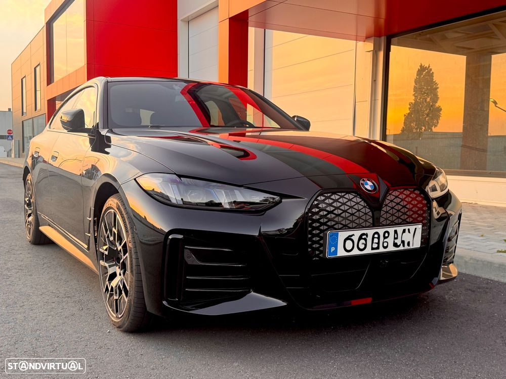 BMW i4 eDrive40 Pack Desportivo M Pro - 11