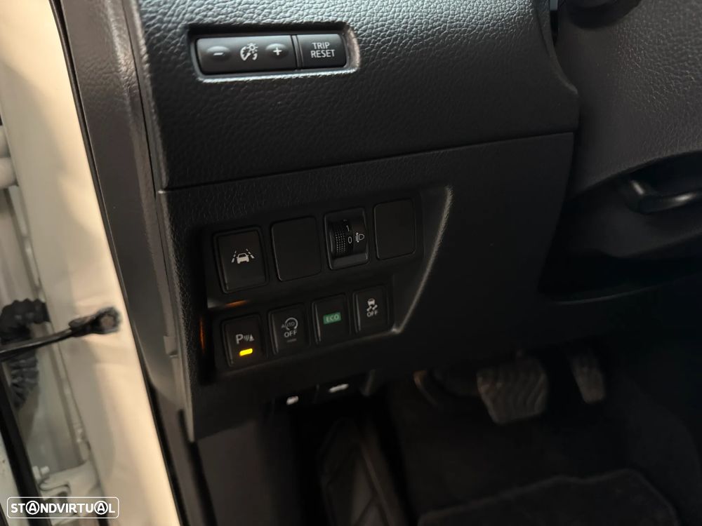 Nissan Qashqai 1.6 dCi Xtronic TEKNA - 18