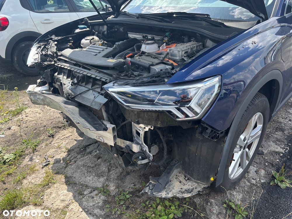 Audi Q3 45 TFSIe S tronic - 4