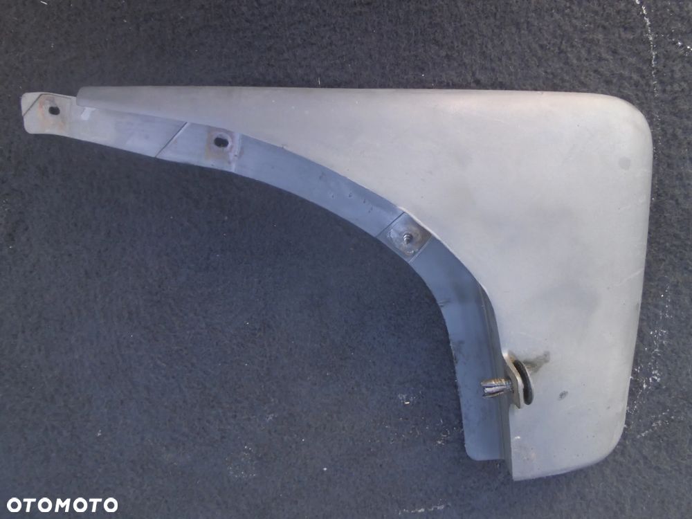 Nissan X-trail T30 CHLAPACZE TYŁ 78813-8H300 78812-8H300 KOMPLET PRAWY LEWY - 5