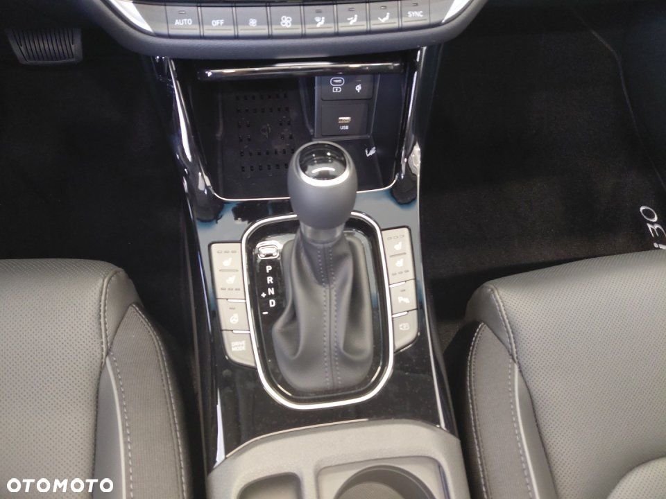 Hyundai i30 - 10