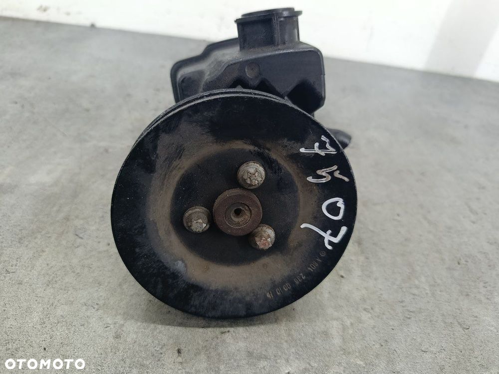 POMPA WSPOMAGANIA MERCEDES-BENZ SPRINTER W903 A6042360010 2.2 313 CDI - 1