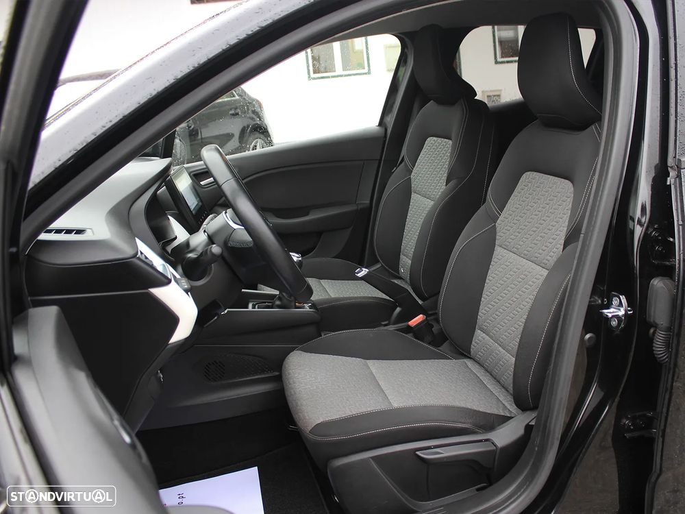 Renault Clio - 8