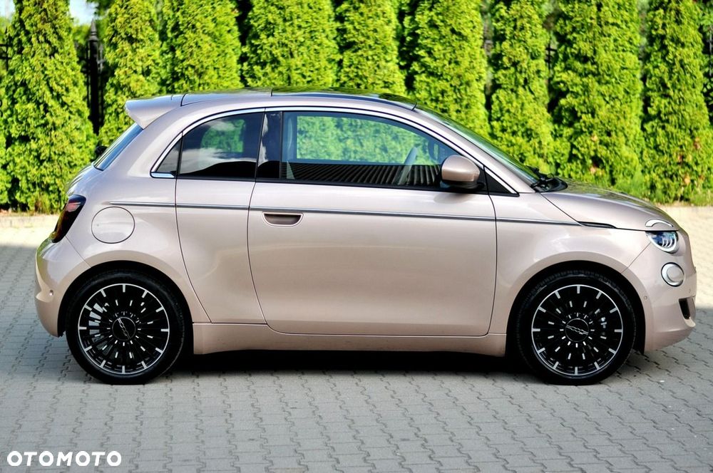 Fiat 500e - 33